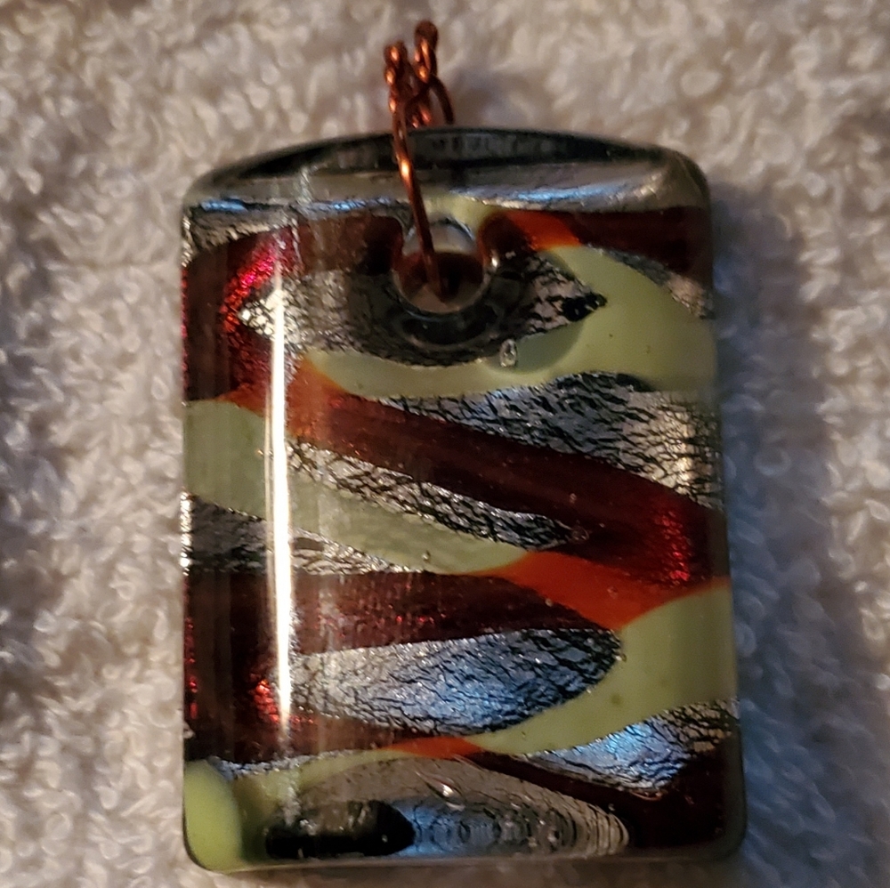 TWIN SWIRLS GLASS PENDANT